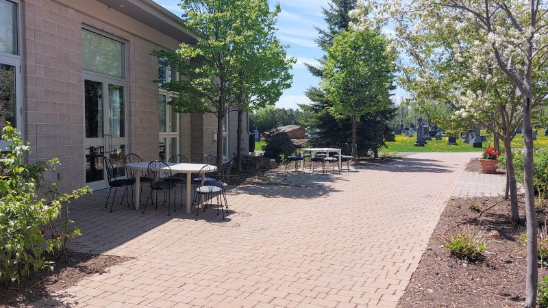 Hall patio